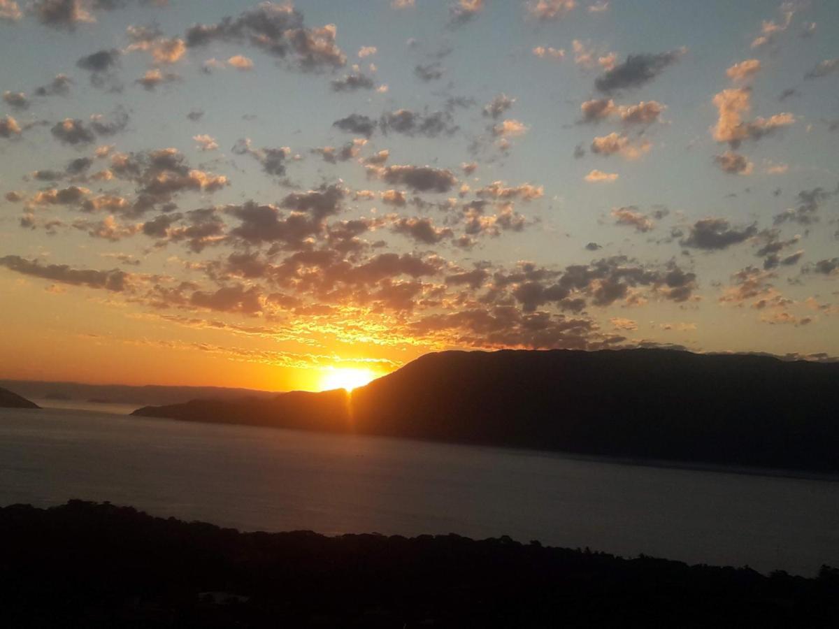 Chale Por Do Sol Lodge Ilhabela